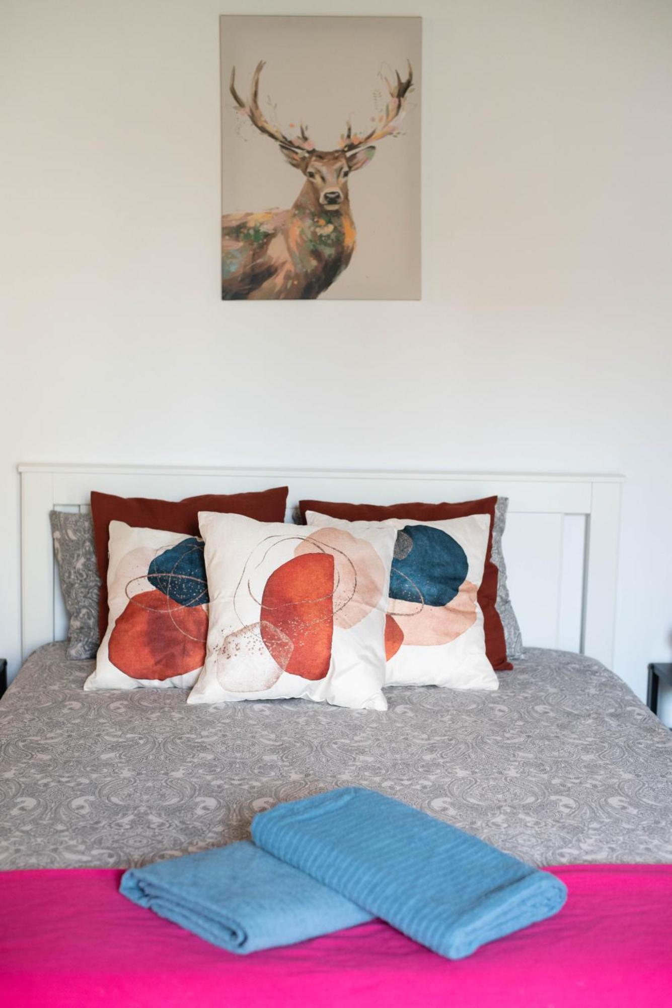 Crisqueen Flat Albergue *